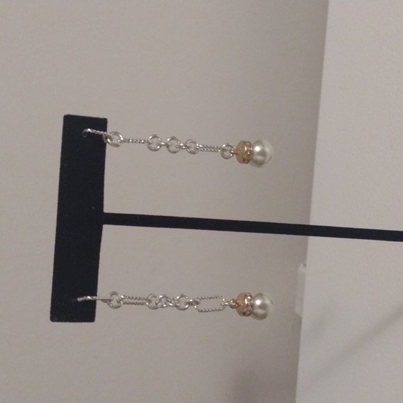 Faux pearl and rhinestone loop chain link post pierced earrings - Picture 1 of 4